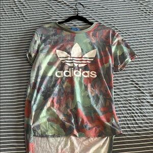 adidas Camo Logo Tee - Green/Red Mix